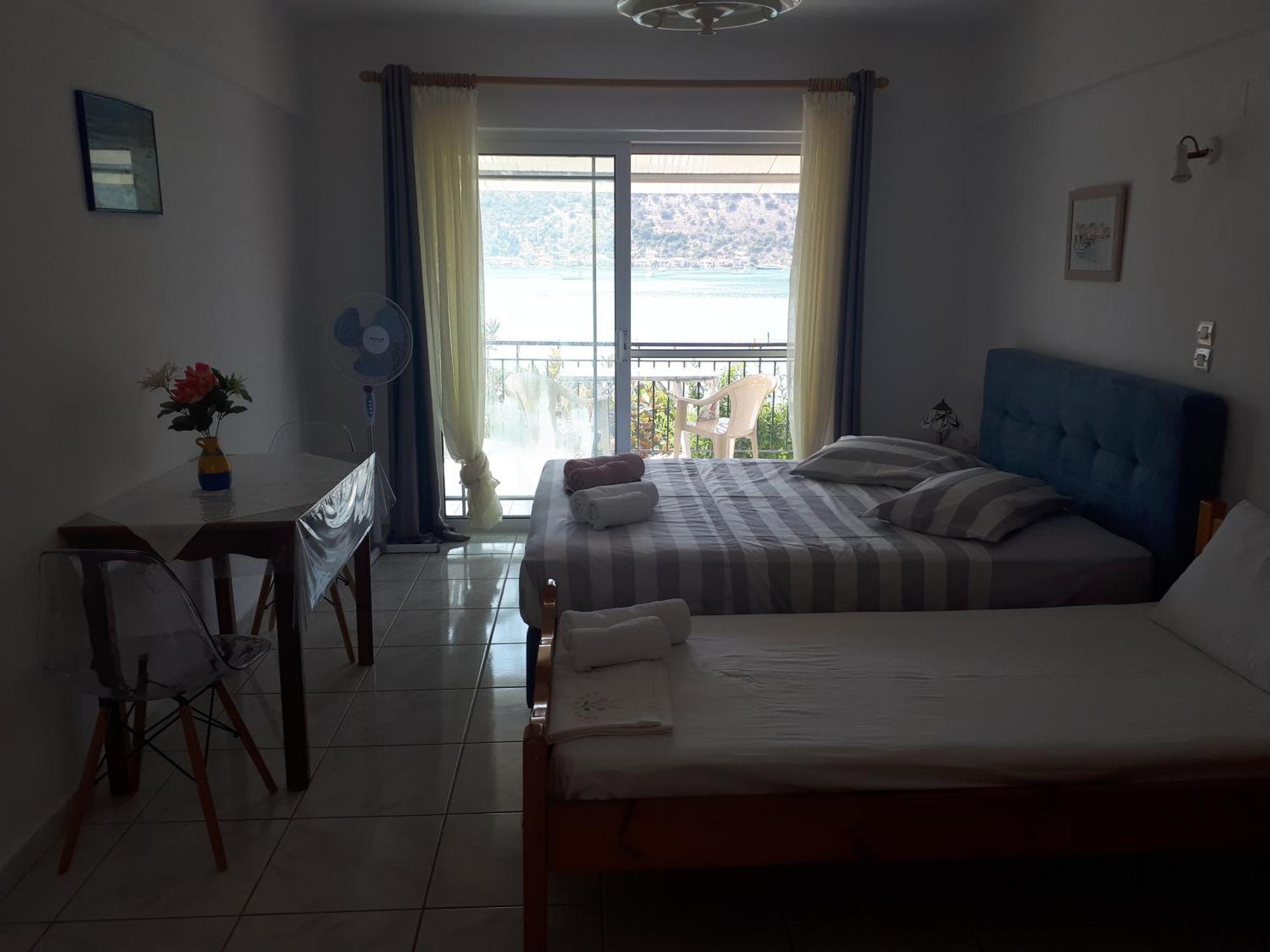 Geni Bay Apartment Bagian luar foto